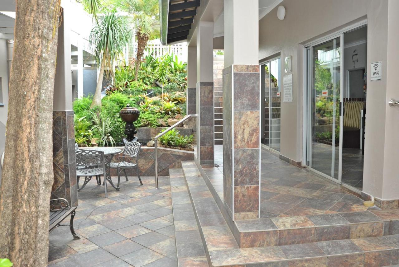 Sunrise Beach Resort Amanzimtoti Exteriör bild