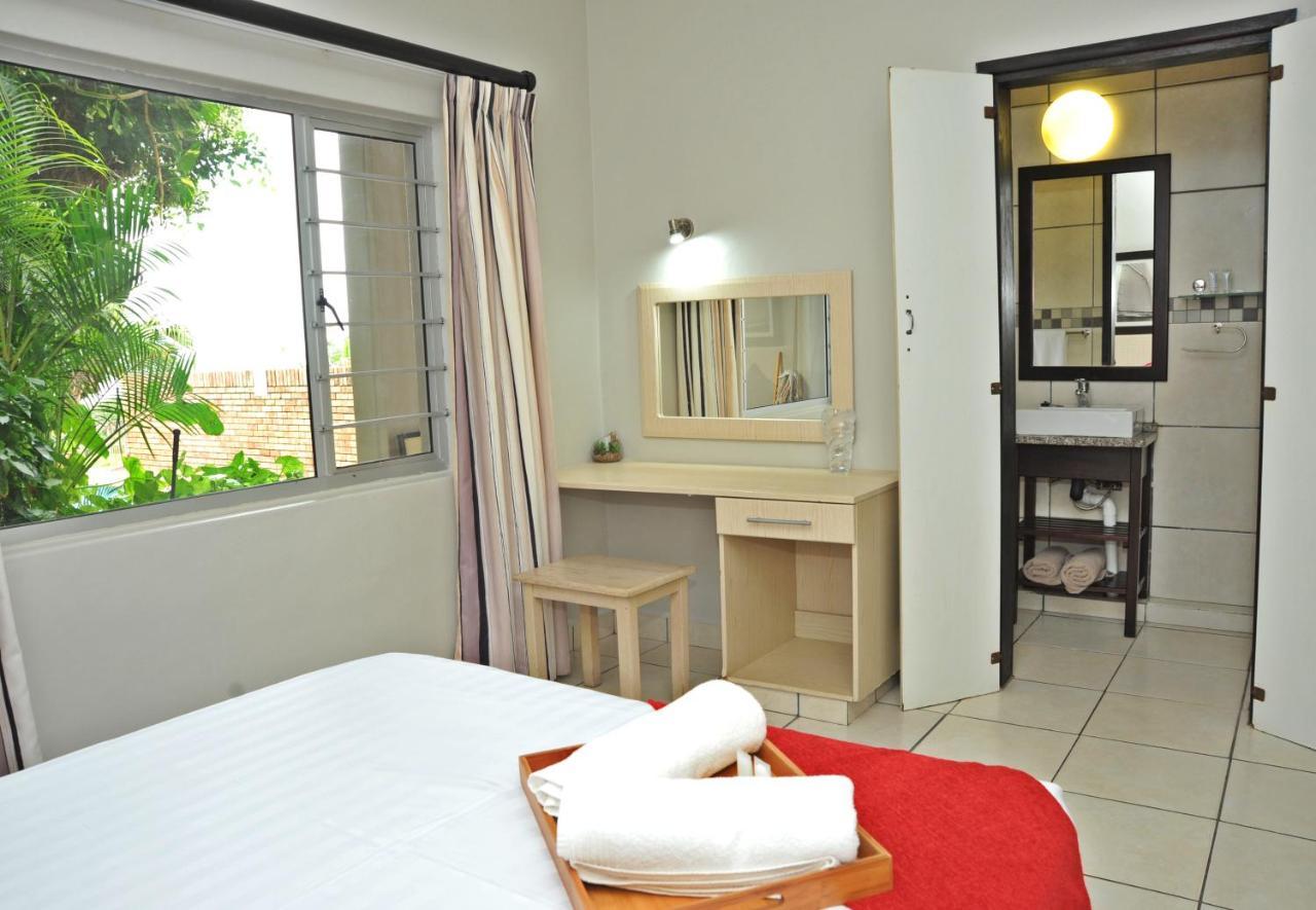 Sunrise Beach Resort Amanzimtoti Exteriör bild